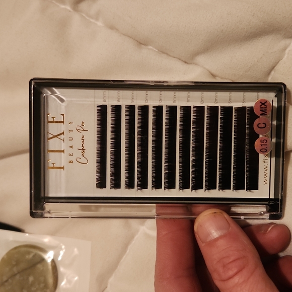 Fixe Beauty Eyelashe Starter Kit - Picture 5 of 10